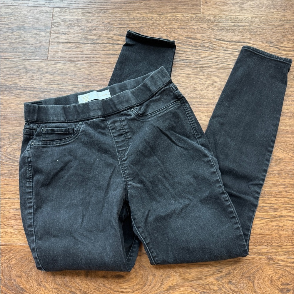 Classic Levi Strauss Pull- on Jeans
